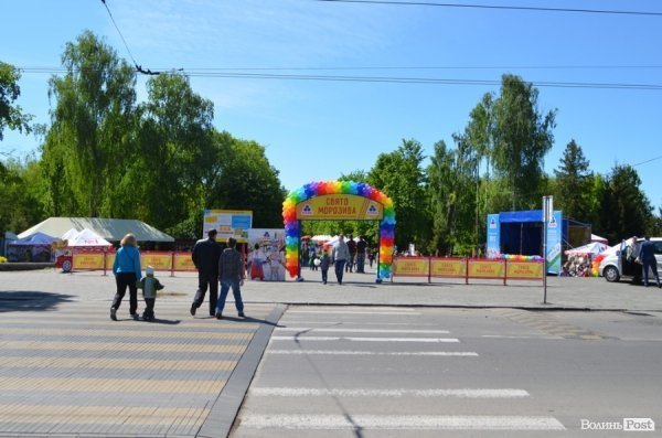 У Луцьку розпочалося ювілейне свято морозива від компанії «Рудь». ФОТО*