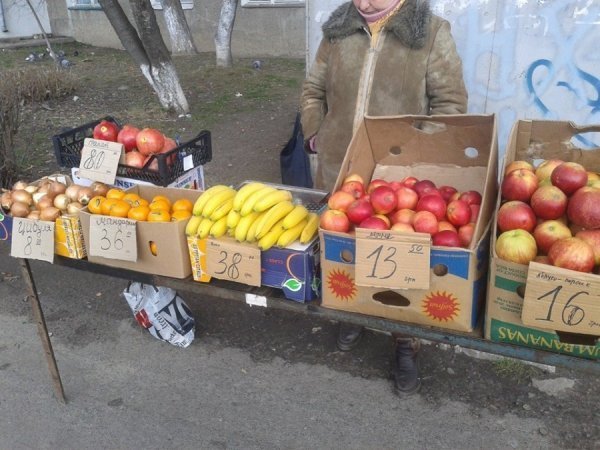 Луцькі муніципали ловили незаконних торговців. ФОТО