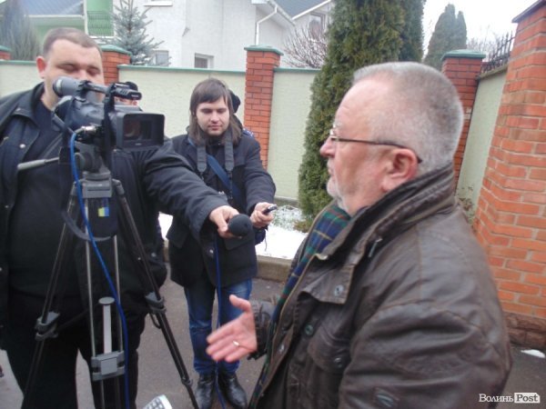 Як Автомайдан колядував у Клімчука. ВІДЕО