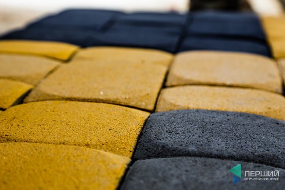 На нову модель бруківки LeBruk діє акційна ціна. ФОТО*