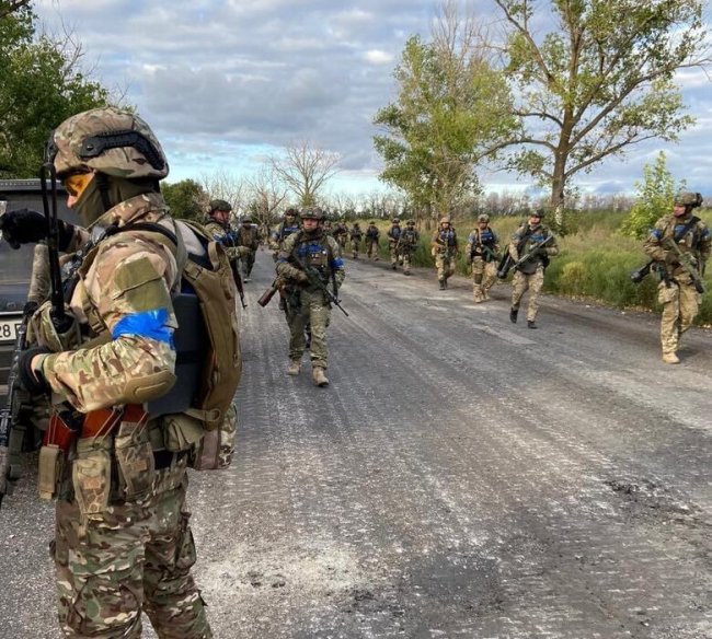 «Визволяли село під час нальоту російської авіації»: поліцейський з Волині –  про одну з найскладніших операцій на Харківщині