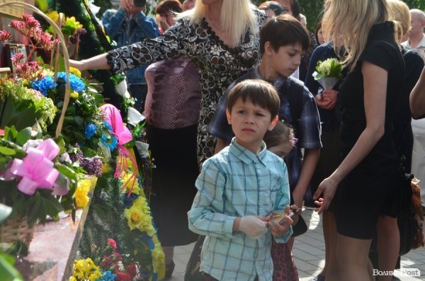 У Луцьку привітали матерів, чиї сини загинули в АТО