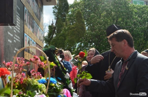 У Луцьку привітали матерів, чиї сини загинули в АТО