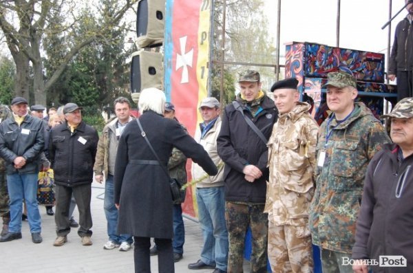 У Луцьку – святкове віче. ФОТО