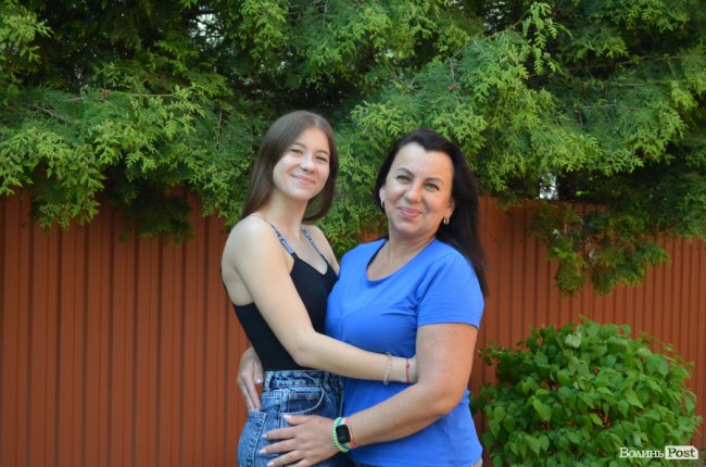 «Ми не могли повірити, що так буває». ЖІНКА З ЛУЦЬКА БЕЗОПЛАТНО ПРИХИСТИЛА ДЕКІЛЬКА СІМЕЙ ПЕРЕСЕЛЕНЦІВ