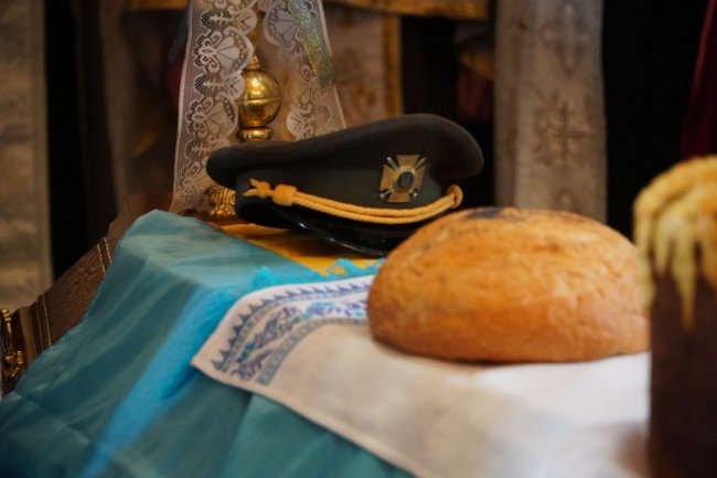 На Волині попрощалися із Героєм Юрієм Ролюком. ФОТО