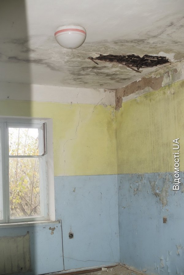 Всередині лікувального корпусу