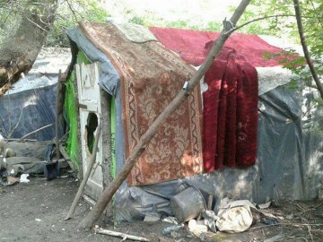 На березі Стиру у Луцьку знесли «квартал халабуд». ФОТО