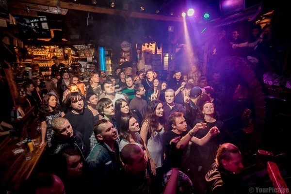 Як у луцькому клубі переспівували «Nirvana». ФОТО