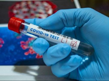 Головнокомандувач української армії захворів на COVID-19