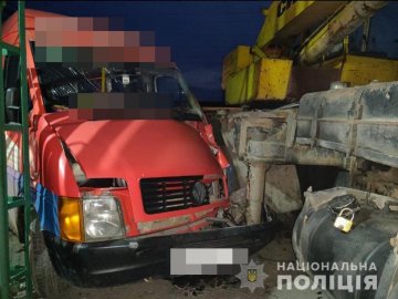 На Волині маршрутка зіткнулася з автокраном, травмувалися пасажири