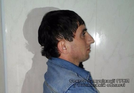 На Волині розшукують чоловіка за підозрою в грабежі. ФОТО