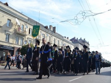 Як СЄНУ отримав більше двох тисяч першокурсників. ФОТО 