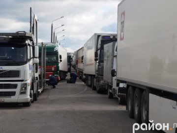 Біля «Ягодина» створять термінали, які ліквідують черги вантажівок