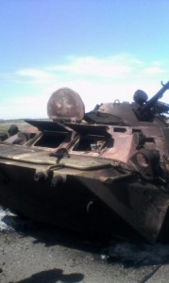 Під Луганськом знайшли обгорілі тіла чотирьох українських військових. ФОТО18+