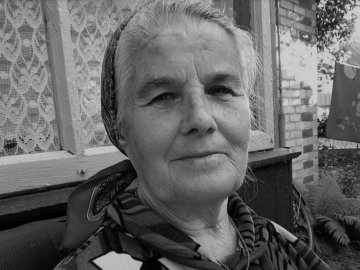 Колишня вчителька з Волині 24 роки не знає обставин смерті сина