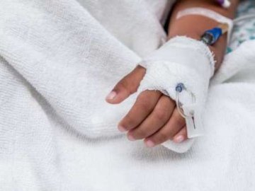 На Волині покарали горе-матір, через недогляд якої 6-річна дівчинка отримала опіки