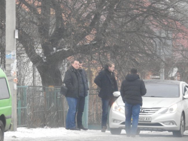 Фото з стеження за Ігорем Гузем
