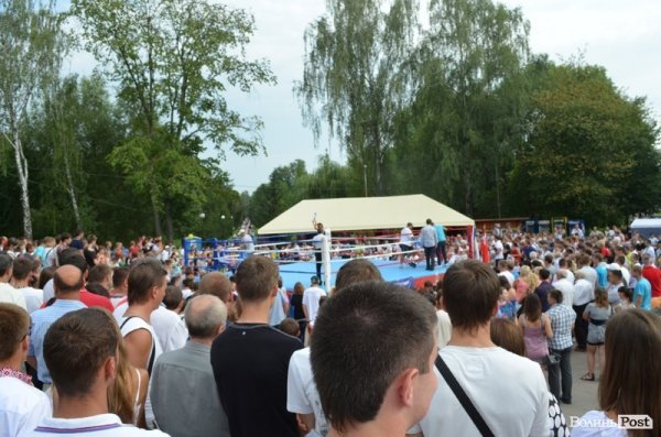 У Луцьку думали, билися і мірялися. ФОТО