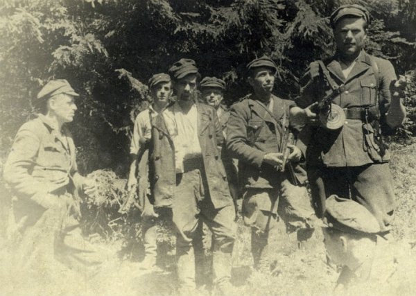 Повстанець Осип Коваленко і невідомі