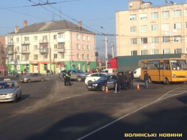 У Луцьку – ще дві аварії