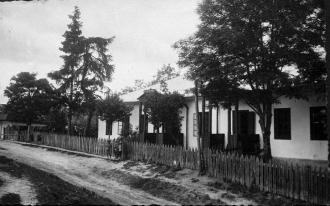 Містечко у Волинському воєводстві 90 років тому. ФОТО