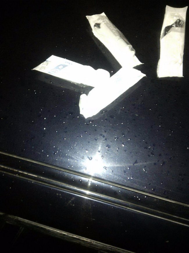 Луцькі патрульні у водія-порушника знайшли шприц із «невідомою речовиною»