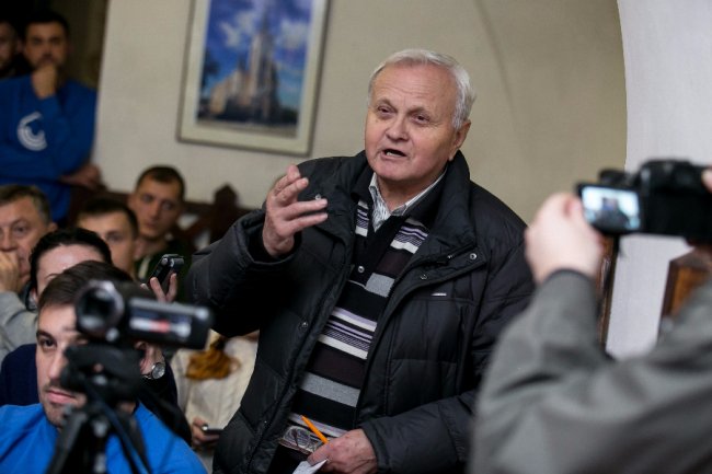 Декомунізація та Луцька тюрма: про що говорили на Файній гутірці