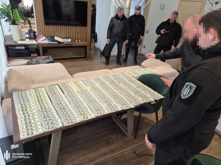 Колишня військова лікарка у Дніпрі «проконсультувала» 300 ухилянтів і заробила мільйони