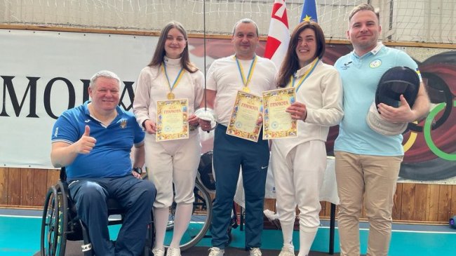 У Луцьку вперше змагалися з фехтування люди на візках