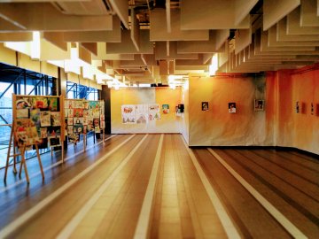 У ТРЦ «ПортCity» обирають авторів найкращих малюнків Діду Морозу. ВІДЕО* 