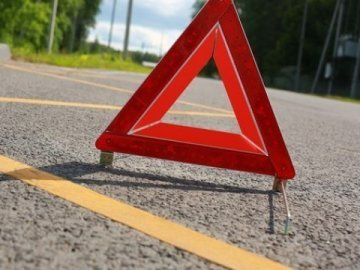 У Луцьку автомобіль збив дівчину і втік, – соцмережі