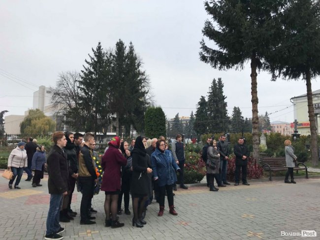 У Луцьку прощаються з загиблим Героєм Максимом Пасичнюком. ФОТО