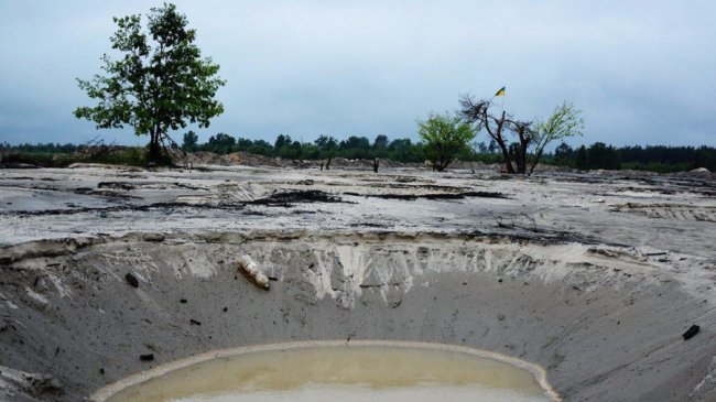 Бурштин як альтернатива заробіткам в Росії: екскурсія на клондайк на Рівненщині
