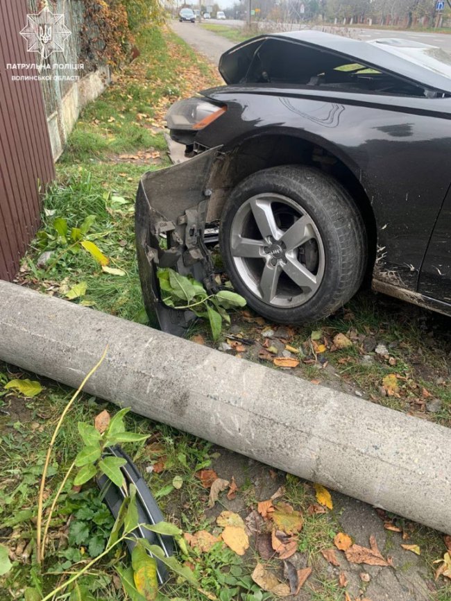 На Волині патрульні розшукали водія, який скоїв аварію та втік