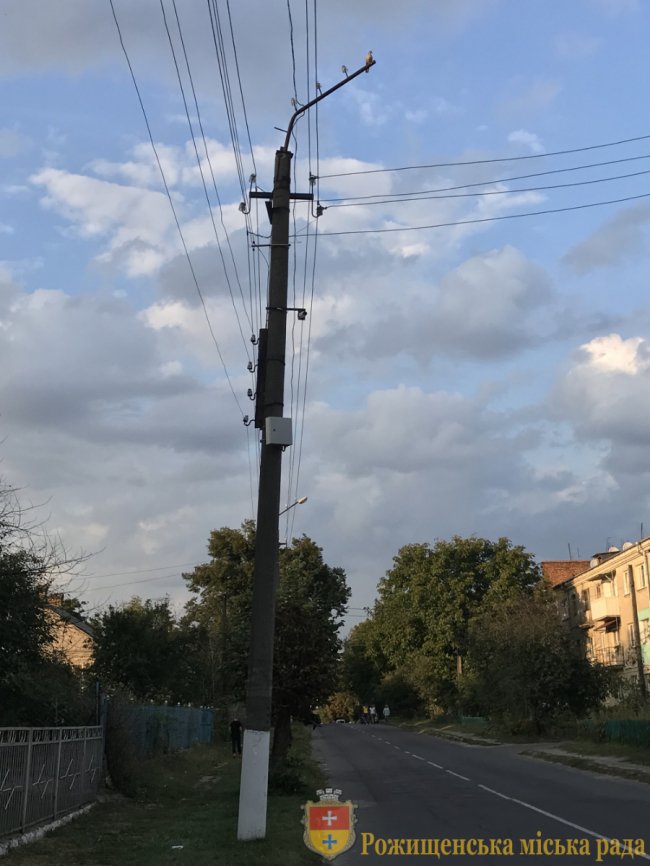 Поблизу волинської школи встановили відеонагляд. ФОТО