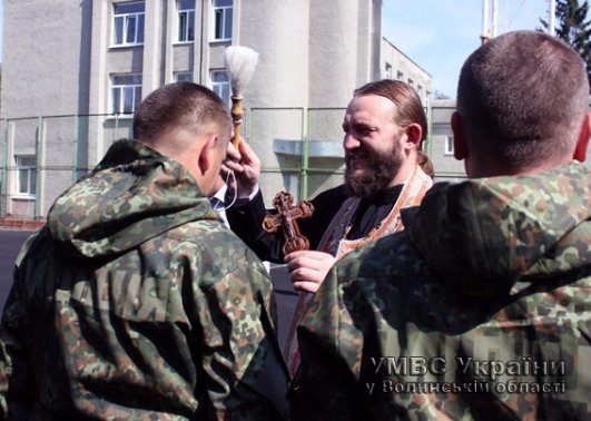 Волинські міліціонери зведеного загону вирушили в зону АТО. ФОТО