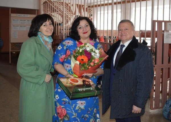 Як у Ковелі вітали зі святом весни дружин загиблих Героїв. ФОТО