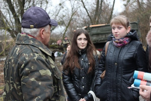 Узбережжя Стиру почали прибирати після зими. ФОТО