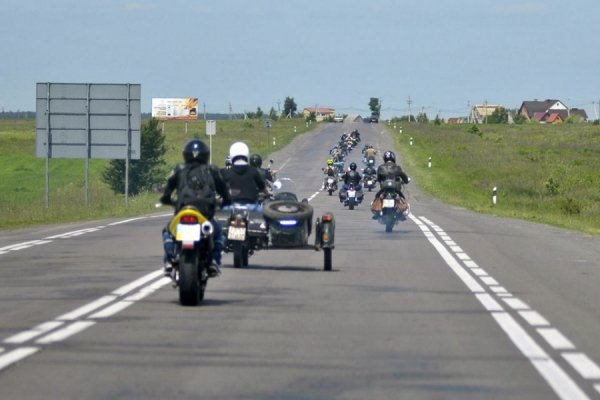 Байкери-«терапевти» влаштували свято для дітей. ФОТО