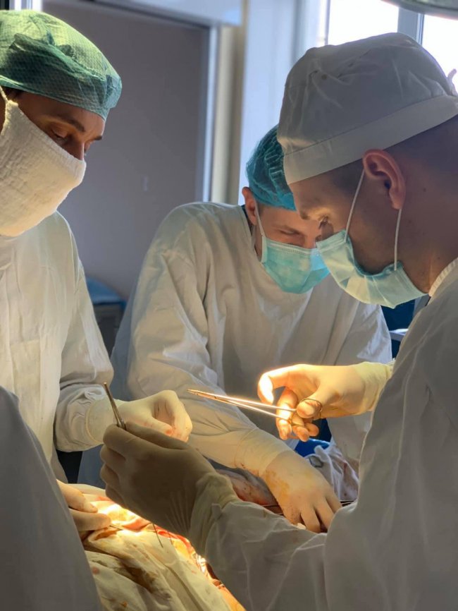 Волинські медики врятували чоловіку від ампутації ногу, уражену гангреною