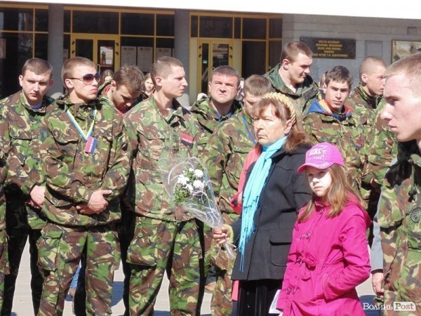 «Зраді стоп!» – Народне віче у Луцьку. ФОТО