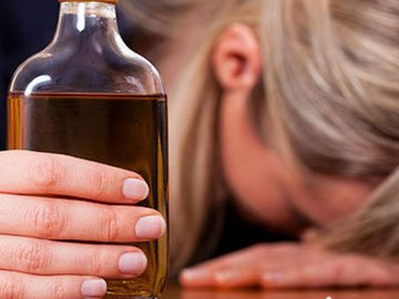 У Польщі українці «світить» тюрма, бо вона пиячила і не доглядала за дитиною