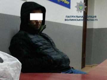 П’яний і без документів: у Луцьку затримали агресивного водія. ФОТО