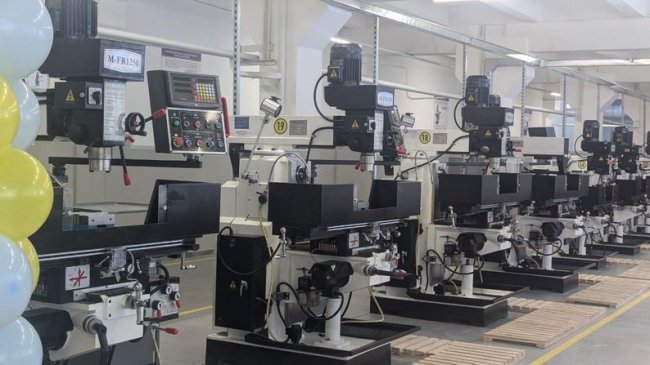 У луцькому училищі за гроші ЄС та міськради відкрили центр з підготовки токарів. ФОТО, ВІДЕО