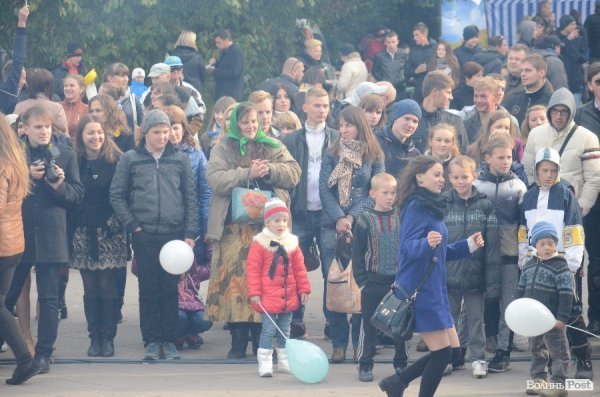  У Луцьку Романюк варив борщ на фестивалі їжі. ФОТО