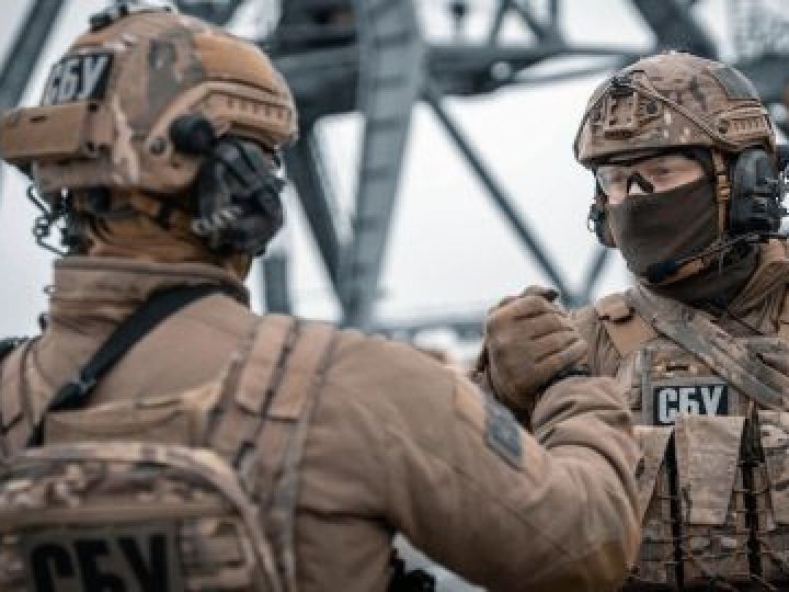 У Херсоні СБУ затримала подружжя «ждунів», яке шпигувало для окупантів