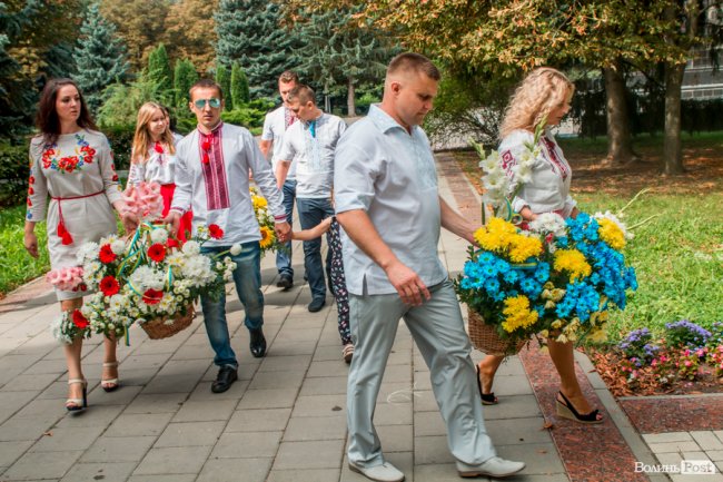 Ми повинні пам’ятати: працівники луцького «Мотору» вшанували полеглих Героїв