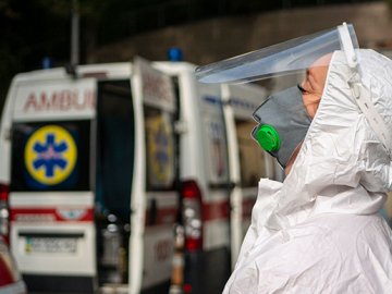 5 смертей і 228 нових інфікованих: ситуація з коронавірусом на Волині за останню добу