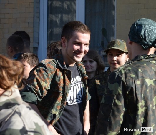 Дві сотні юнаків і дівчат «зникли» у волинських лісах на три дні. ФОТО. ВІДЕО